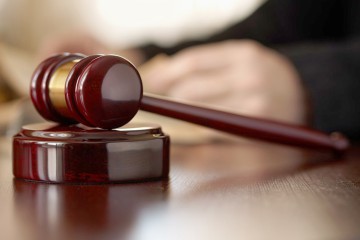 Începe judecata în cazul tâlharilor de la Boema care au băgat un minor în spital 
